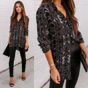 Vici Snakeskin Print Button Blouse